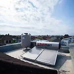 Mezzanine Luxury Smart Room - Sanur