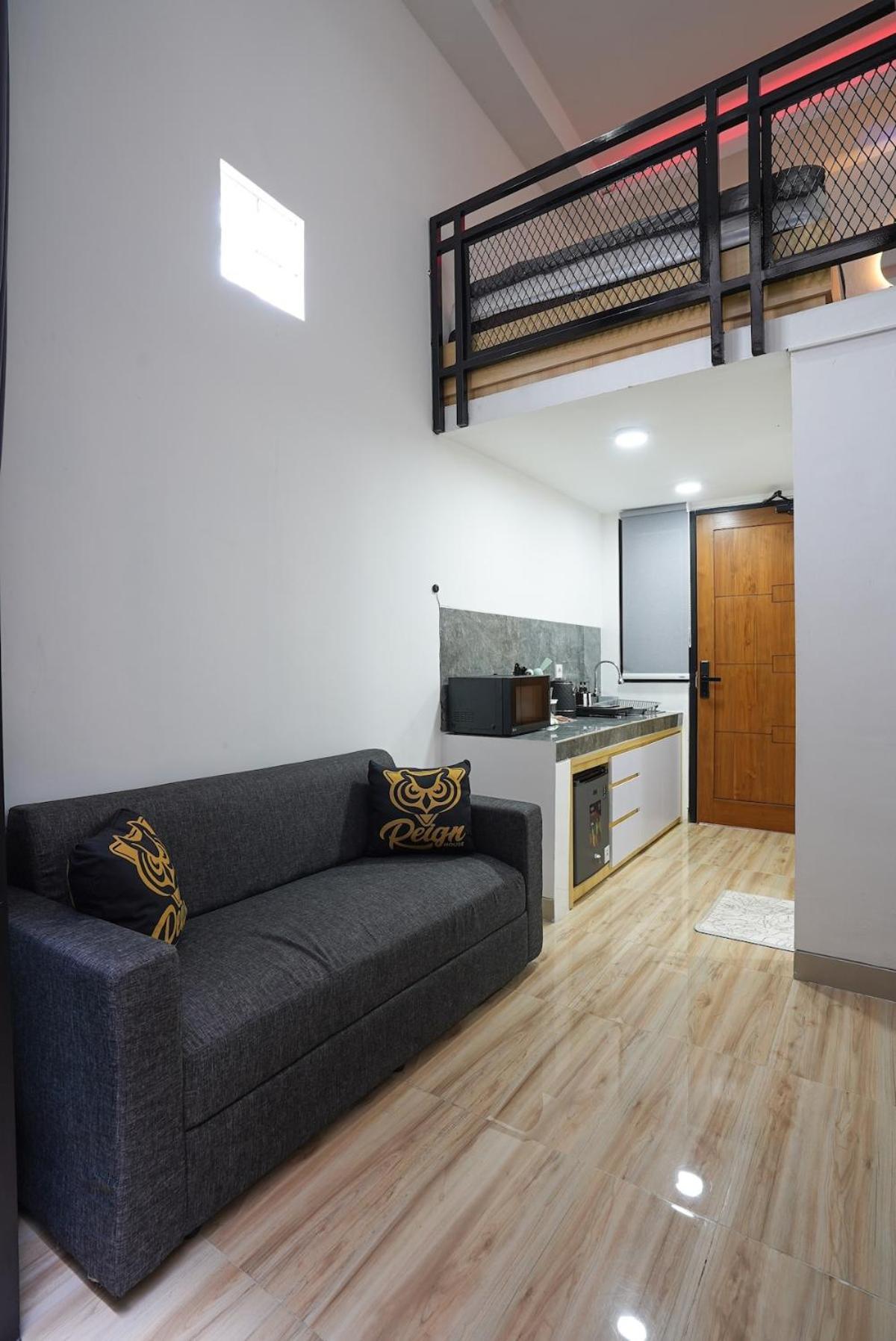 Mezzanine Luxury Smart - Apartemen